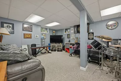 66 Primrose Avenue, Floral Park, NY 11001 - Photo 24