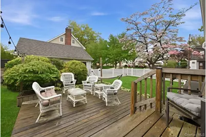 66 Primrose Avenue, Floral Park, NY 11001 - Photo 26