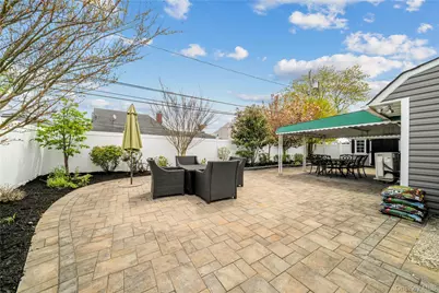 35 Martin, Westbury, NY 11590 - Photo 20