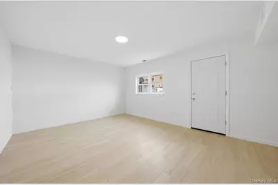 278 Balcom Avenue, Bronx, NY 10465 - Photo 30
