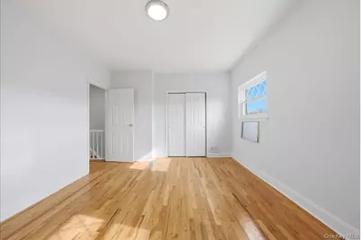 278 Balcom Avenue, Bronx, NY 10465 - Photo 18