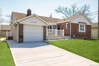 695 Doblin Street, Elmont, NY 11003 - Photo 2