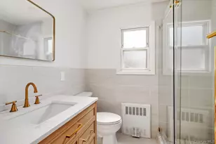 695 Doblin St, Elmont, NY 11003 - Photo 12