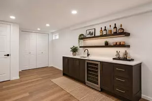 695 Doblin St, Elmont, NY 11003 - Photo 20