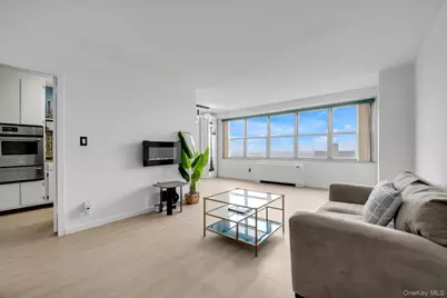 555 Kappock Street #26U, Bronx, NY 10463 - Photo 8