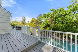 33 Byron Ln, Larchmont, NY 10538 - Photo 30