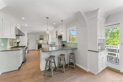 33 Byron Lane, Larchmont, NY 10538 - Photo 8