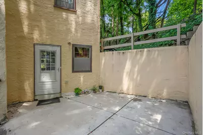 61 Continental Place, Glen Cove, NY 11542 - Photo 22