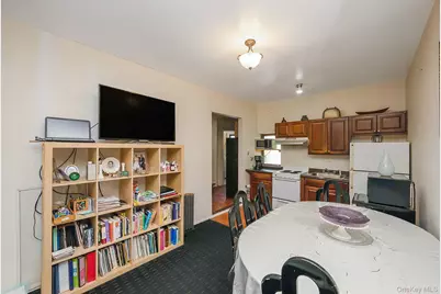 61 Continental Place, Glen Cove, NY 11542 - Photo 24