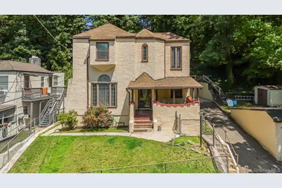 61 Continental Place, Glen Cove, NY 11542 - Photo 1