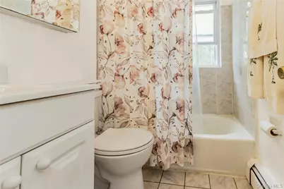 97 Horton Road, Valley Stream, NY 11581 - Photo 12