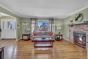 18 Hampton Rd, Lynbrook, NY 11563 - Photo 12
