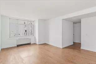 40-26 College Point Blvd, Flushing, NY 11354 - Photo 6