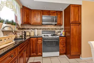 125-07 Adair St, Springfield Gardens, NY 11413 - Photo 6