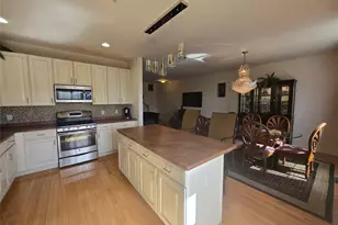 913 Hawthorn Way, New Windsor, NY 12553 - Photo 10