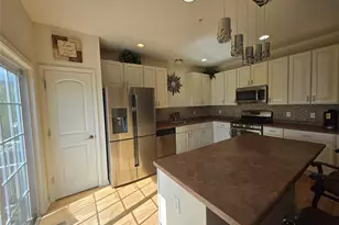 913 Hawthorn Way, New Windsor, NY 12553 - Photo 8