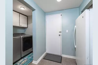 3517 Lawrence Avenue, Oceanside, NY 11572 - Photo 20