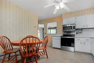 2 Long Meadow Dr, Staatsburg, NY 12580 - Photo 6