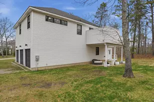 420 Maple Ave S, Flanders, NY 11901 - Photo 24