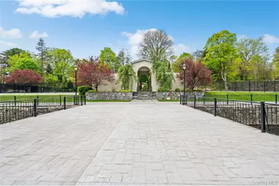 1 Scarsdale Road #613, Tuckahoe, NY 10707 - Photo 30