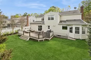 192 Split Rock Rd, Syosset, NY 11791 - Photo 32