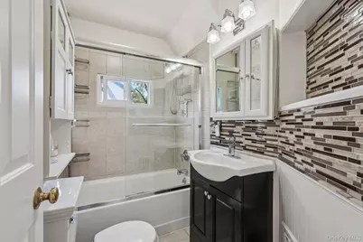194 Valentine Street, Yonkers, NY 10704 - Photo 26