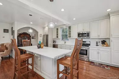 194 Valentine Street, Yonkers, NY 10704 - Photo 8