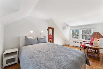 165 Montauk Highway #Unit B, Westhampton, NY 11977 - Photo 8