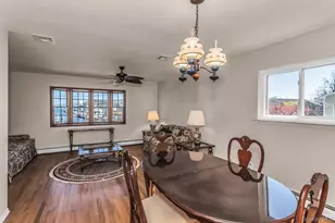 12 Spring St, Lindenhurst, NY 11757 - Photo 10