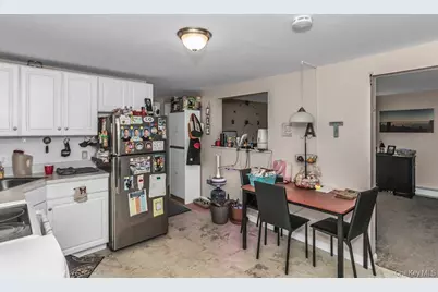 12 Spring Street, Lindenhurst, NY 11757 - Photo 20