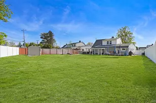 63 Blacksmith Rd, Levittown, NY 11756 - Photo 6