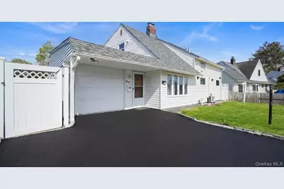 63 Blacksmith Road, Levittown, NY 11756 - Photo 2