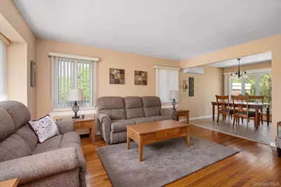 117 Betty Road, East Meadow, NY 11554 - Photo 4