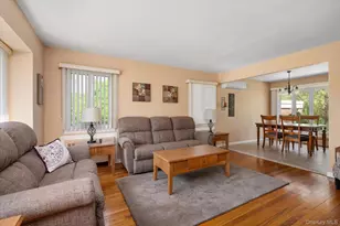 117 Betty Rd, East Meadow, NY 11554 - Photo 4
