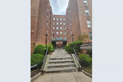 2107 Wallace Avenue #4D, Bronx, NY 10462 - Photo 1