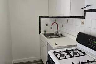 2107 Wallace Ave, Bronx, NY 10462 - Photo 10