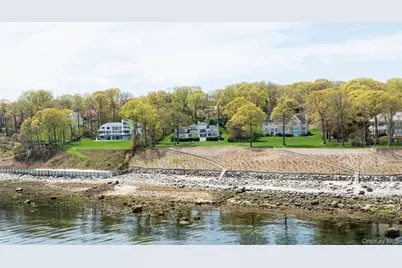 17 Sea Crest Drive, Lloyd Harbor, NY 11743 - Photo 14