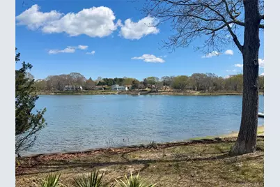 3985 Stillwater Avenue, Cutchogue, NY 11935 - Photo 18