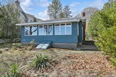 3985 Stillwater Avenue, Cutchogue, NY 11935 - Photo 8