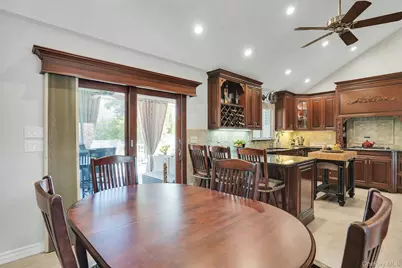 101 Hayrick Lane, Commack, NY 11725 - Photo 20