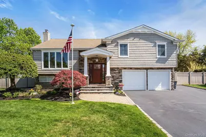 101 Hayrick Lane, Commack, NY 11725 - Photo 2