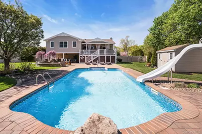 101 Hayrick Lane, Commack, NY 11725 - Photo 48