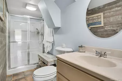 101 Hayrick Lane, Commack, NY 11725 - Photo 32