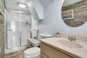 101 Hayrick Ln, Commack, NY 11725 - Photo 32