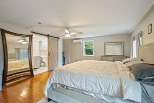 14 S Hollow Rd, Dix Hills, NY 11746 - Photo 24