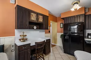 89 Bellevue Ave, Oceanside, NY 11572 - Photo 12
