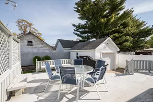 89 Bellevue Ave, Oceanside, NY 11572 - Photo 24