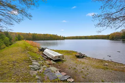 8 Division Road, Wurtsboro, NY 12790 - Photo 4