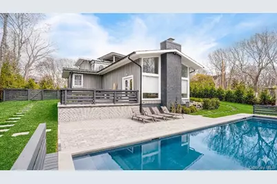 1 Carver Street, Sag Harbor, NY 11963 - Photo 1