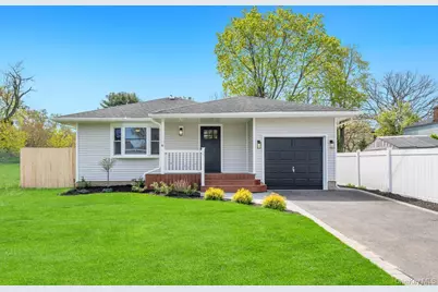 130 Farner Avenue, Selden, NY 11784 - Photo 2